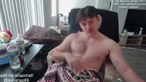 Snapshot of sexylax69 chatting on 12-17-25, 03:18 sexylax69 online show from 12-17-25, 03:18