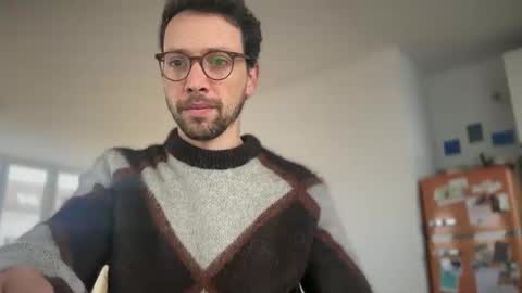 Snapshot of sexyleo8282 chatting on 11-10-25, 11:09 sexyleo8282 online show from 11-10-25, 11:09