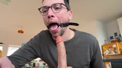 Snapshot of sexyleo8282 chatting on 03-10-26, 04:12 sexyleo8282 online show from 03-10-26, 04:12