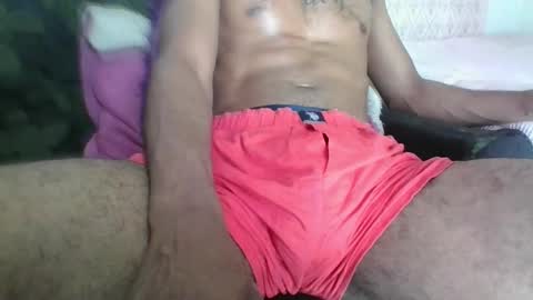 Snapshot of sexyleon69 chatting on 02-11-26, 01:43 Sexy leon online show from 02-11-26, 01:43