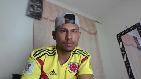 Snapshot of sexyleon69 chatting on 02-22-26, 02:13 Sexy leon online show from 02-22-26, 02:13