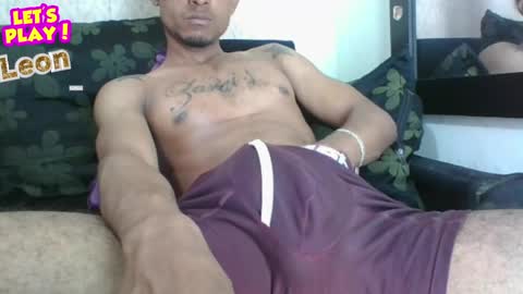 Sexy leon online show from 05-25-26, 11:44