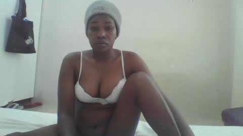 sexylindah online show from 06-15-26, 05:31