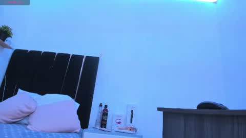 Snapshot of sexylove6901 chatting on 08-03-26, 02:43 sexylove6901 online show from 08-03-26, 02:43