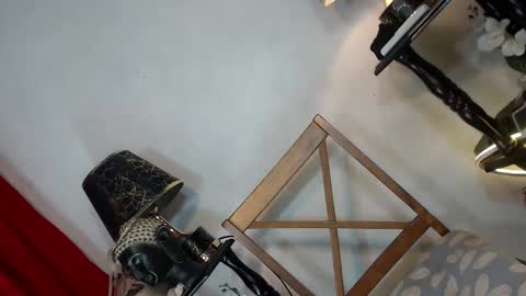 Queen Sofia online show from 01-02-25, 07:12