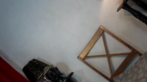 Queen Sofia online show from 03-02-25, 03:56