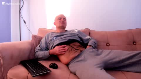 Snapshot of sexymaja77 chatting on 01-04-25, 07:13 David online show from 01-04-25, 07:13