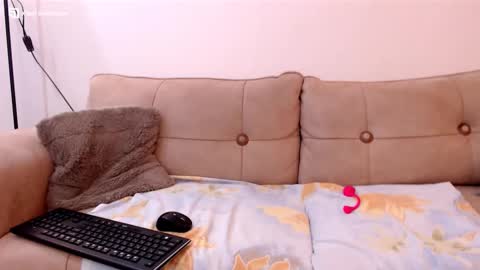 Snapshot of sexymaja77 chatting on 12-22-25, 06:16 David online show from 12-22-25, 06:16