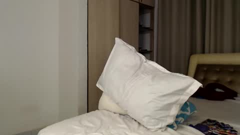 Snapshot of sexymia06 chatting on 01-25-25, 10:07 Melina online show from 01-25-25, 10:07