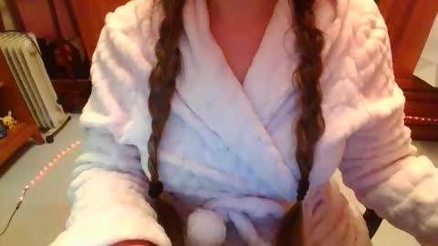sexymisss24 online show from 04-06-26, 12:19