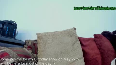 Snapshot of sexymountainman420 chatting on 05-16-26, 02:19 Sexymountainman420 online show from 05-16-26, 02:19