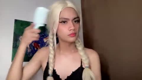 LIEZEL online show from 05-12-26, 09:28