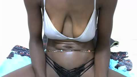 sexynana2001 online show from 04-13-26, 01:38