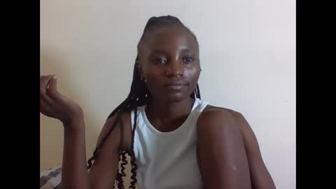 VIVIAN online show from 11-11-25, 06:35