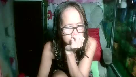 Snapshot of sexyoldangel chatting on 05-25-26, 06:52 sexyoldangel online show from 05-25-26, 06:52