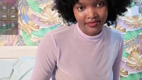 Snapshot of sexypetite_lee chatting on 03-16-26, 12:27 Lee online show from 03-16-26, 12:27