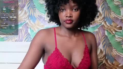 Snapshot of sexypetite_lee chatting on 03-23-26, 05:44 Lee online show from 03-23-26, 05:44
