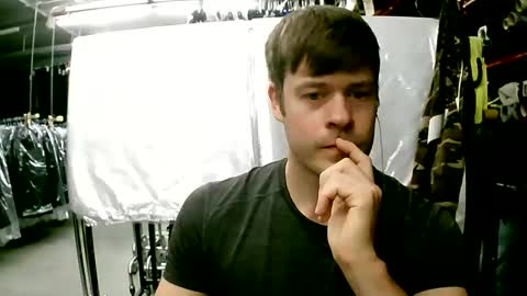 Erikson online show from 09-19-25, 05:42