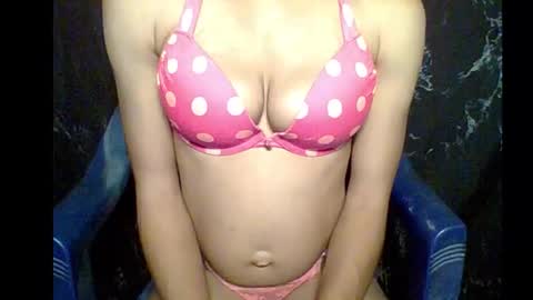 sexypussy000 online show from 02-08-26, 11:41