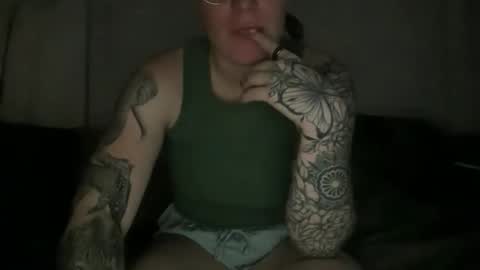 Snapshot of sexyrandyred chatting on 10-20-25, 08:04 sexyrandyred online show from 10-20-25, 08:04