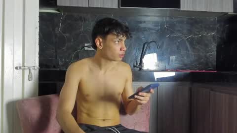 Snapshot of sexys_boys18 chatting on 07-29-26, 07:12 MATIAS-18 THIAHO -18 MAX-19 NICOKALY-19 CAIN-19 MOD ESTEBAN online show from 07-29-26, 07:12