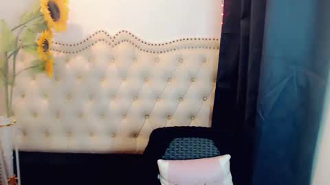 sexyshinixx online show from 09-10-25, 01:55