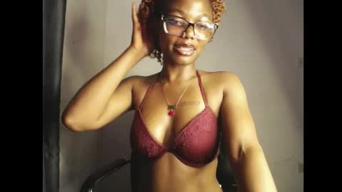 Darkskinned Rae online show from 04-20-26, 06:20