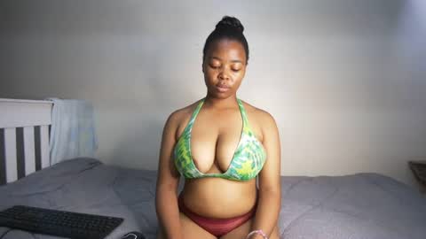 Snapshot of sexysoct chatting on 06-12-26, 11:09 sexysoct online show from 06-12-26, 11:09