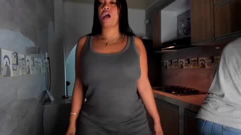 sexysofiiax online show from 12-11-24, 04:07