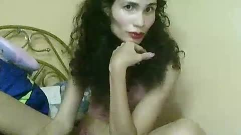 Snapshot of sexywolfnight chatting on 05-06-26, 02:40 sexywolfnight online show from 05-06-26, 02:40