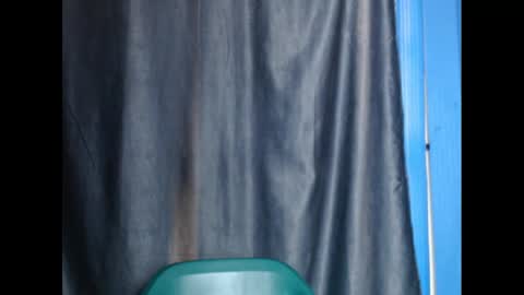 Snapshot of sexyxbunnyxx chatting on 12-07-24, 07:38 Blue online show from 12-07-24, 07:38