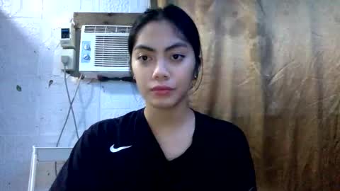 Xenaaa online show from 10-28-25, 02:37