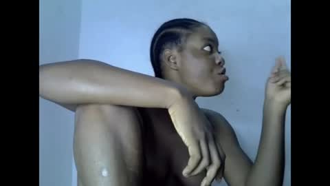 Snapshot of sexyxpeach chatting on 06-13-26, 04:10 sexyxpeach online show from 06-13-26, 04:10