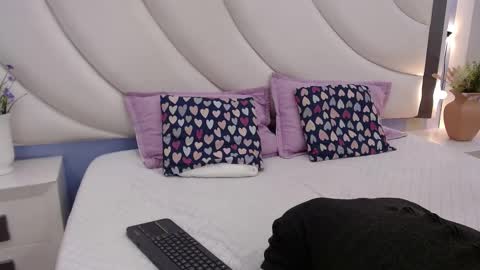 Mary online show from 11-15-25, 11:29