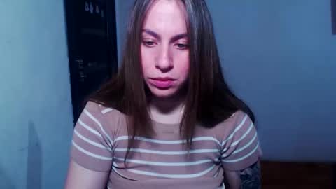 Snapshot of sexyyuliia777 chatting on 05-13-26, 06:33 Yuliia online show from 05-13-26, 06:33