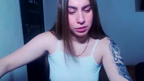 Snapshot of sexyyuliia777 chatting on 05-17-26, 06:44 Yuliia online show from 05-17-26, 06:44