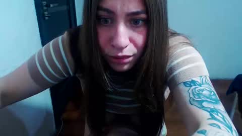 Snapshot of sexyyuliia777 chatting on 05-27-26, 06:10 Yuliia online show from 05-27-26, 06:10