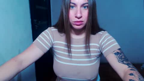 Snapshot of sexyyuliia777 chatting on 07-22-26, 07:00 Yuliia online show from 07-22-26, 07:00