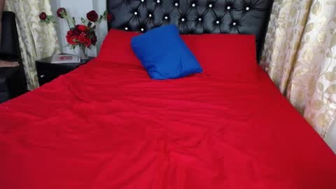 Snapshot of sexyzahara_h chatting on 02-13-25, 11:26 zahara online show from 02-13-25, 11:26