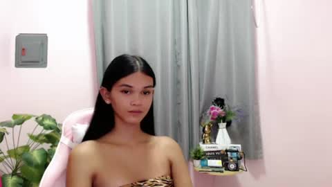 Zendaya online show from 07-29-26, 04:38