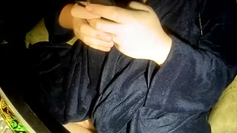 Snapshot of sexzilla15 chatting on 11-12-25, 10:26 no face online show from 11-12-25, 10:26