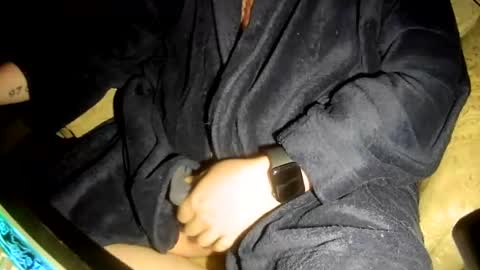 Snapshot of sexzilla15 chatting on 11-15-25, 10:12 no face online show from 11-15-25, 10:12