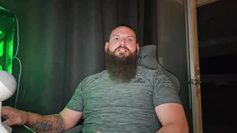 Snapshot of sflmarriedguy chatting on 01-04-25, 12:59 SouthFloridaStr8guy online show from 01-04-25, 12:59