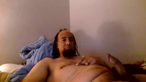 Snapshot of sh00tsandscores chatting on 10-14-25, 08:48 sh00tsandscores online show from 10-14-25, 08:48