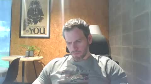 Snapshot of shad0w_hunter chatting on 12-02-24, 01:35 shad0w_hunter online show from 12-02-24, 01:35