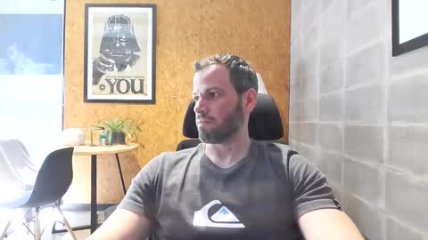 Snapshot of shad0w_hunter chatting on 12-26-24, 06:54 shad0w_hunter online show from 12-26-24, 06:54