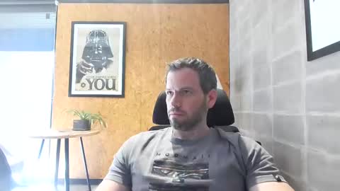 Snapshot of shad0w_hunter chatting on 01-20-25, 07:57 shad0w_hunter online show from 01-20-25, 07:57