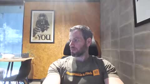 Snapshot of shad0w_hunter chatting on 02-17-25, 07:21 shad0w_hunter online show from 02-17-25, 07:21