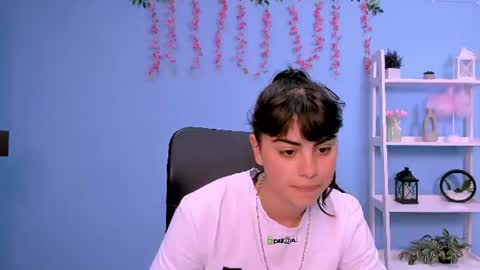 Snapshot of shadow_kiss chatting on 06-20-26, 09:34 shadow_kiss online show from 06-20-26, 09:34
