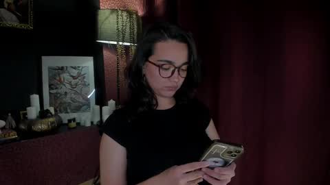 Snapshot of shadowlotus_ chatting on 10-14-25, 08:53 Lily online show from 10-14-25, 08:53